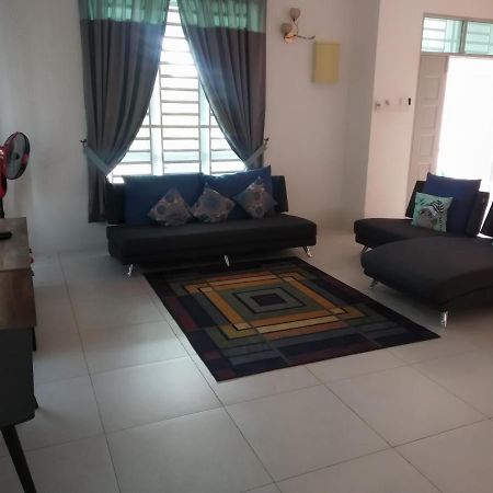 Fathullah'S Homestay Alor Setar Esterno foto