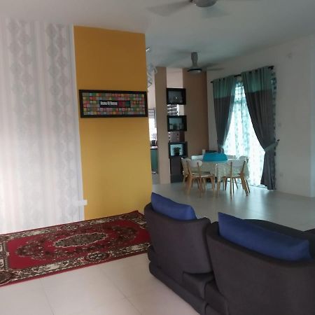 Fathullah'S Homestay Alor Setar Esterno foto